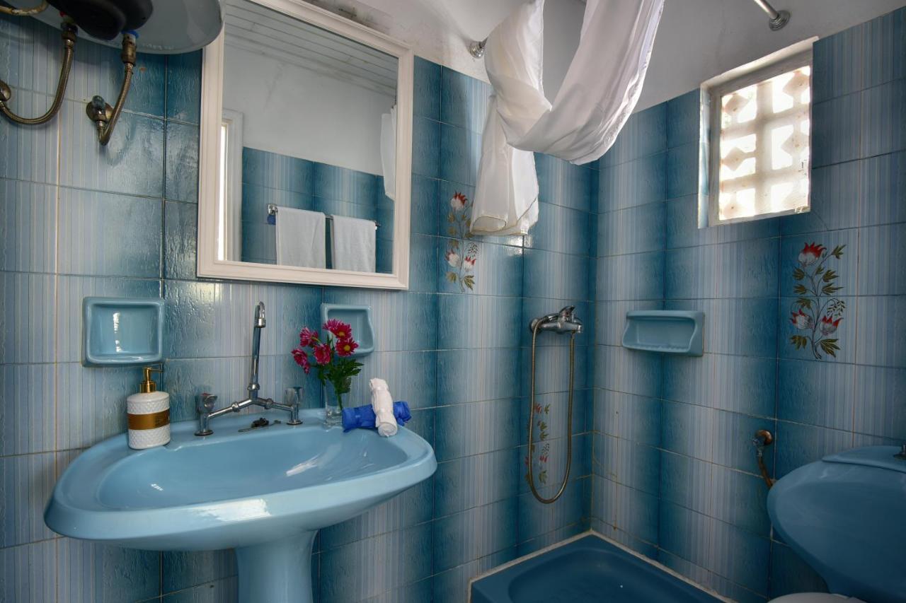 Merlyn Rooms Into The Nature, 100M From The Beach Dafnila エクステリア 写真